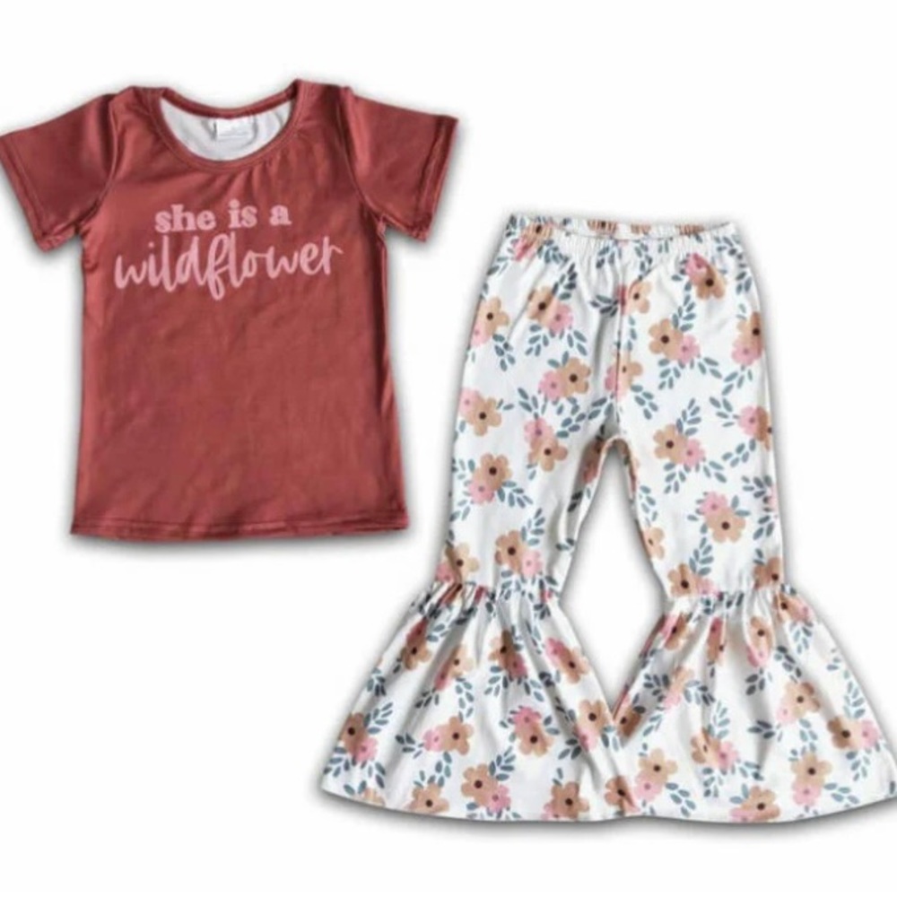 🔥🔥She is a wildflower bell set